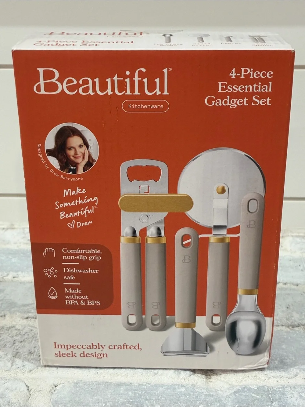 Beautiful 4-Piece Essential Gadget Set - Gray with Gold Accents